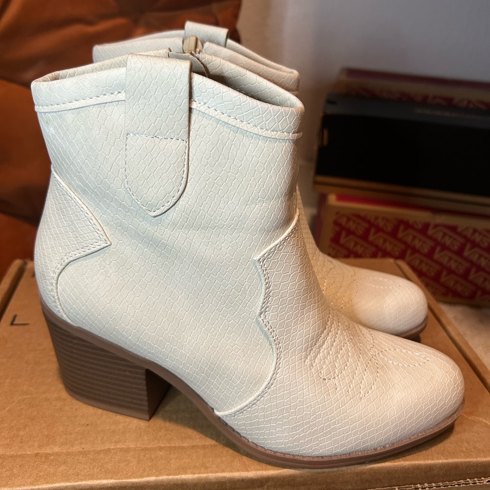 Soda “Teller” western boots